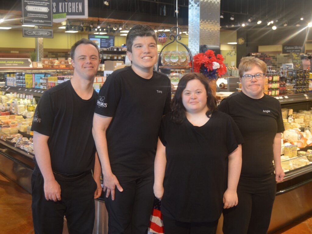 work crew consisting of four clients at Kowalski's Market in Woodbury